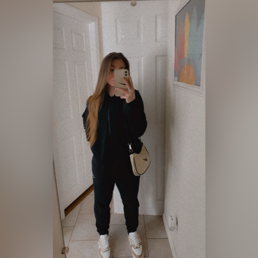 Meet your Posher, Renee